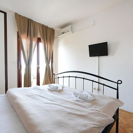 Ferienwohnung Diana Borik Zadar Exterior foto