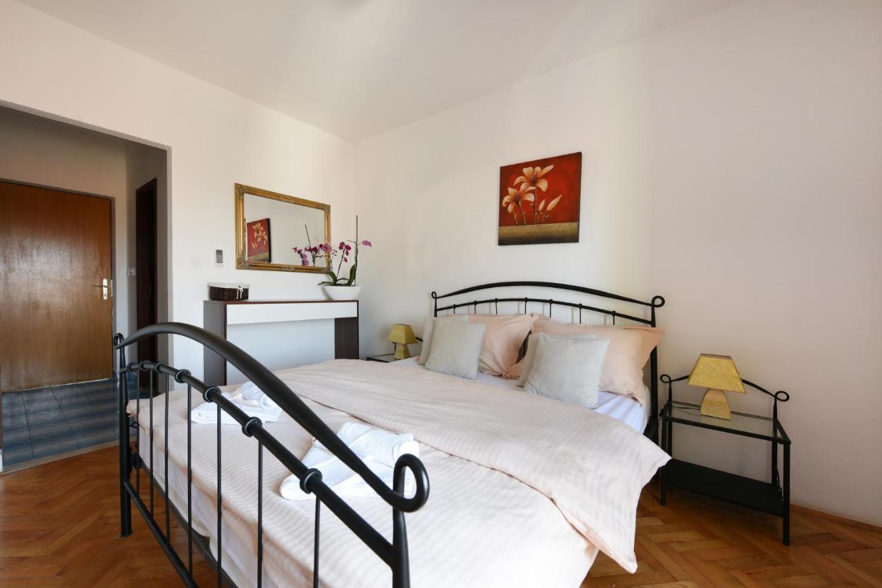 Ferienwohnung Diana Borik Zadar Exterior foto