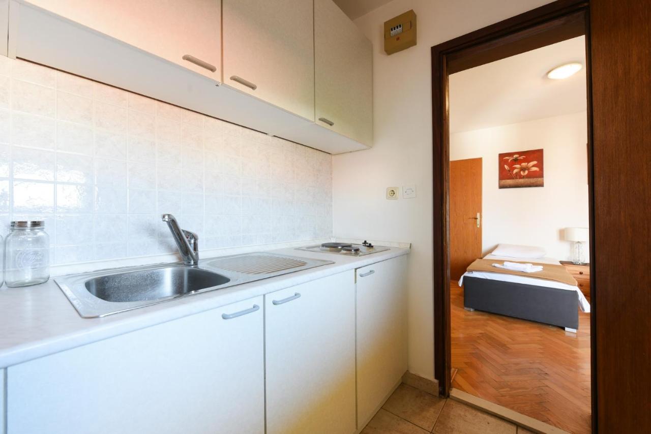 Ferienwohnung Diana Borik Zadar Exterior foto